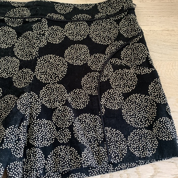 Anthropologie shorts - Picture 2 of 4